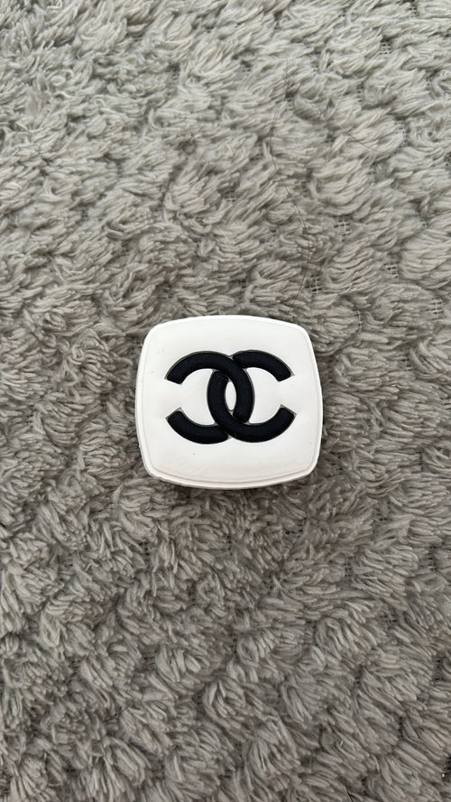 Pins CC Blanc