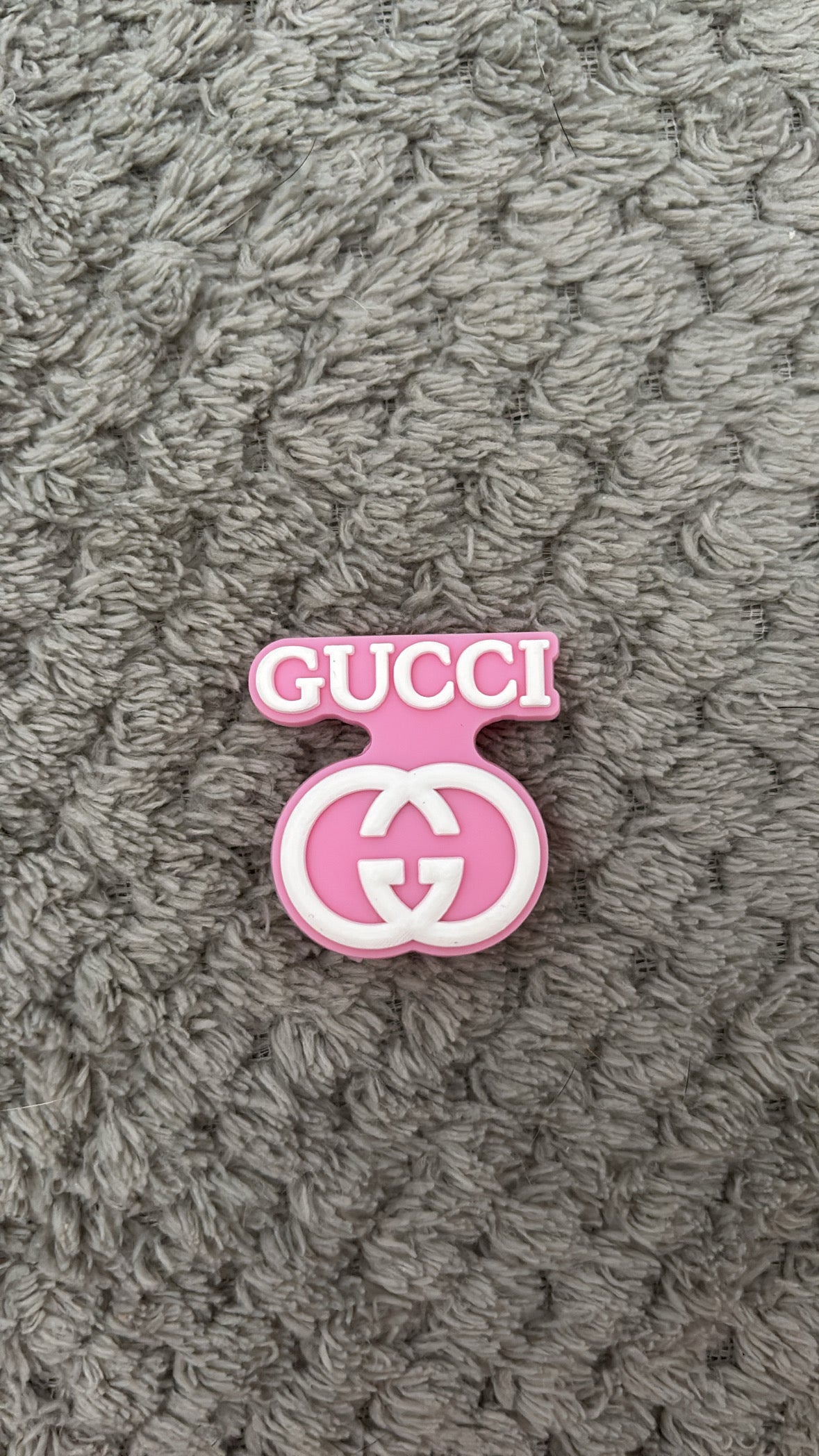 Pins GG Rose & Blanc